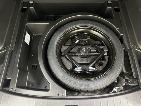 Certified 2024 Chevrolet Blazer LT w/ Convenience Package image 34