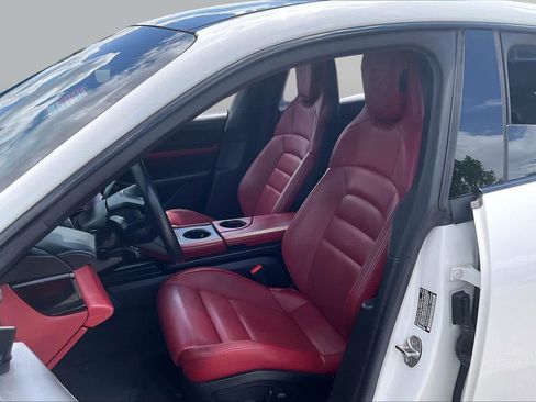 Used 2022 Porsche Taycan 4S AWD/4WD image 7