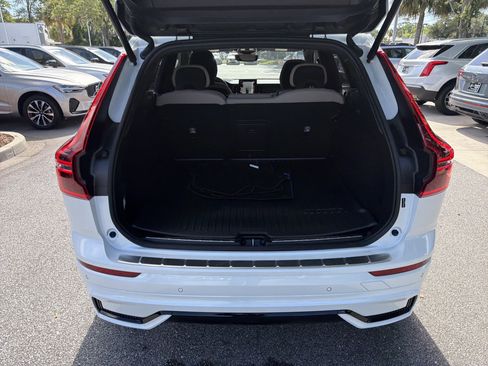 Used 2026 Volvo XC60 B5 Plus w/ Protection Package Premier AWD/4WD image 34
