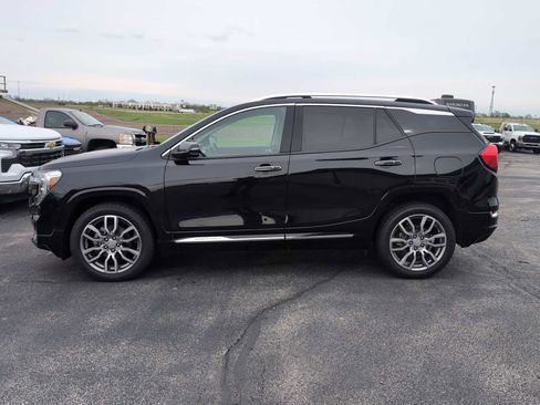 Used 2023 GMC Terrain Denali AWD/4WD image 11