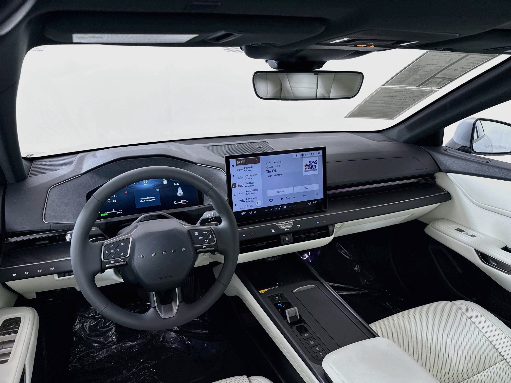 Certified 2026 Lexus ES 350h AWD w/ Convenience Package image 25