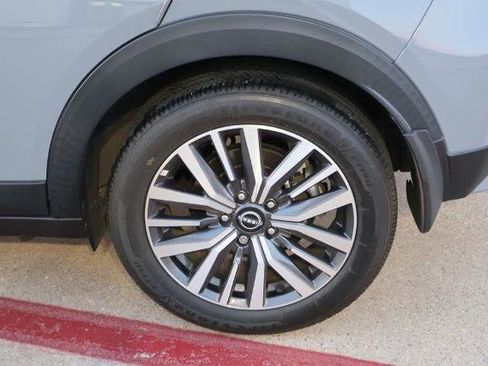 Certified 2024 Nissan Kicks SV w/ Exterior Package FWD image 10