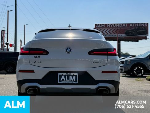 Used 2025 BMW X4 xDrive30i AWD/4WD image 5