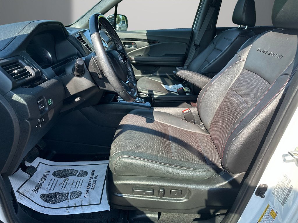Used 2022 Honda Pilot Black Edition image 12