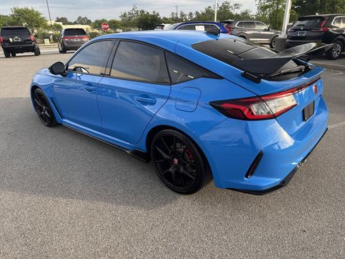 Used 2025 Honda Civic Type R image 5
