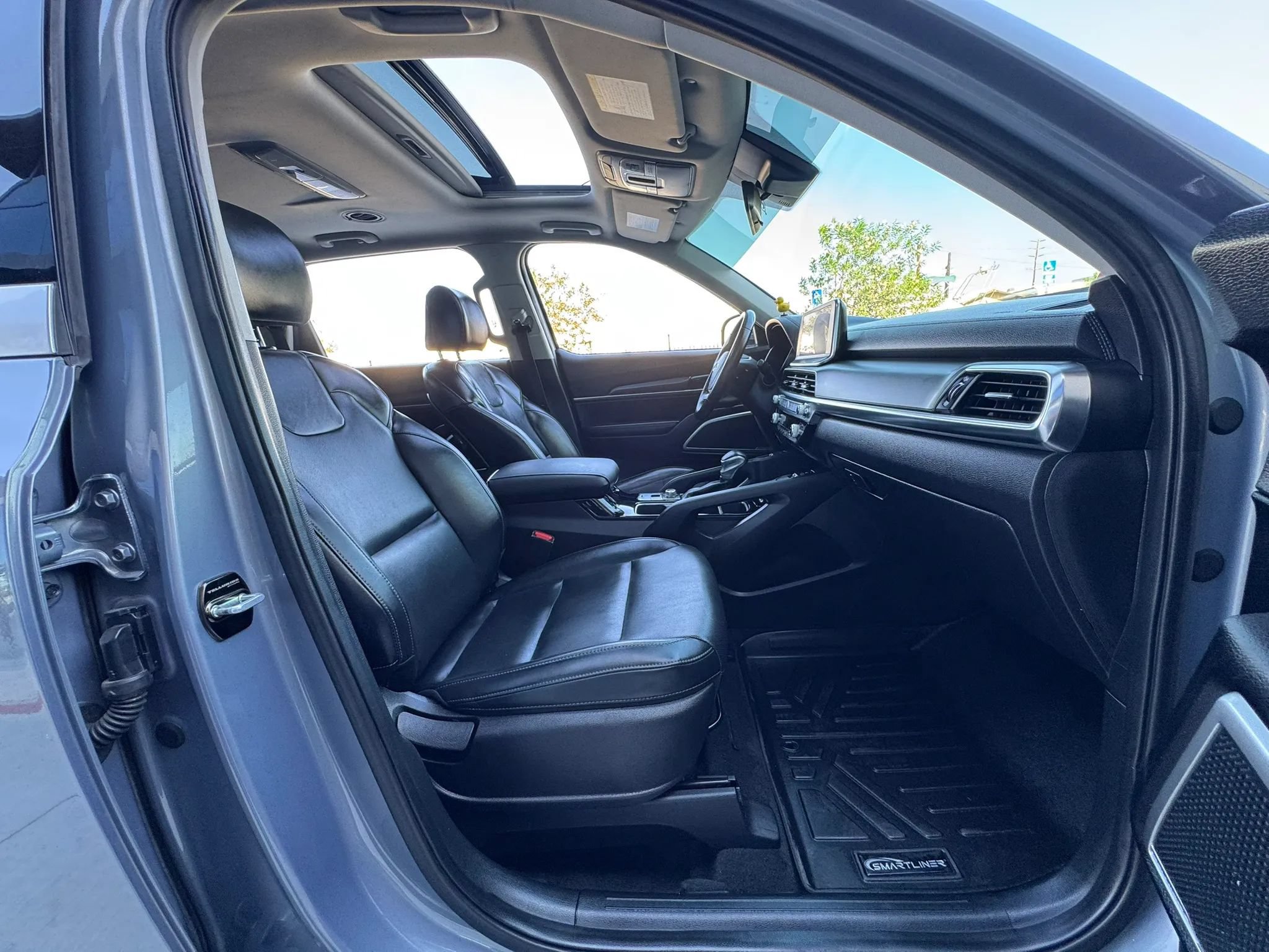 Used 2022 Kia Telluride S FWD image 36