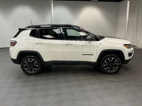 Used 2019 Jeep Compass Trailhawk w/ Cold Weather Group AWD/4WD image 7