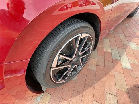 Used 2024 Nissan Sentra SV FWD image 27