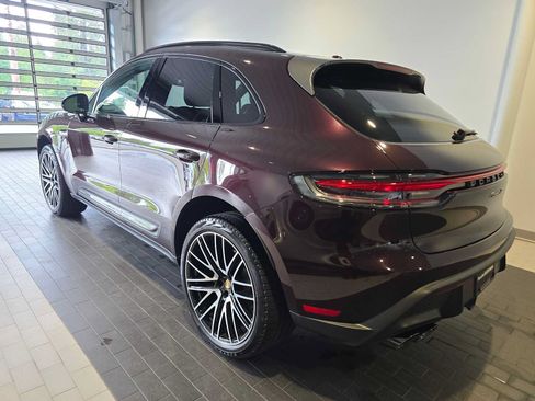 Used 2025 Porsche Macan Turbo AWD/4WD image 3