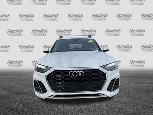 Used 2023 Audi Q5 2.0T Premium Plus w/ Premium Plus Package image 3