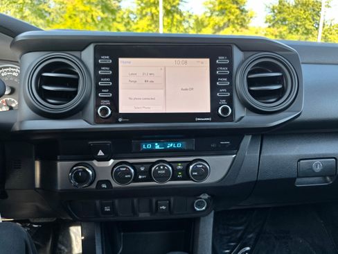 Used 2023 Toyota Tacoma SR AWD/4WD image 13