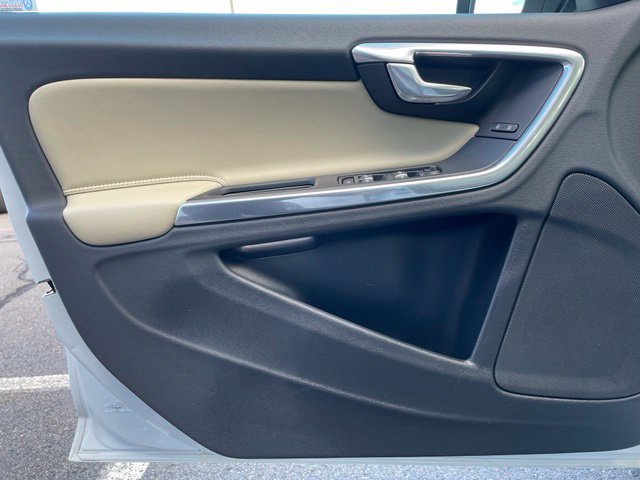 Used 2018 Volvo S60 T5 Inscription AWD/4WD image 9