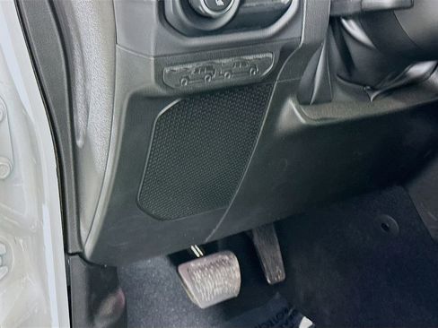 Certified 2025 Jeep Gladiator Mojave w/ Steel Bumper Group image 29