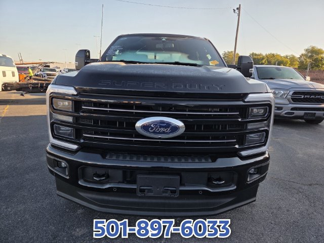 Used 2025 Ford F250 Platinum AWD/4WD image 2