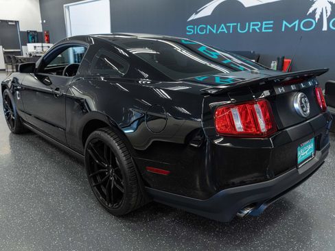 Used 2010 Ford Mustang Shelby GT500 RWD image 7