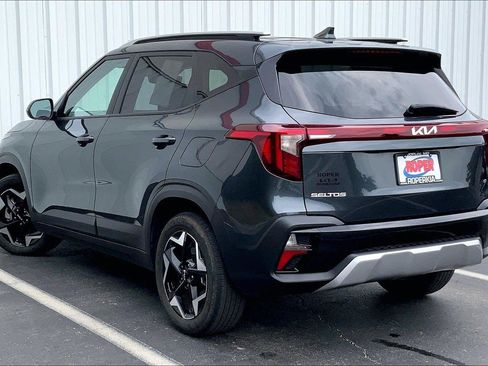 Used 2025 Kia Seltos S AWD/4WD image 10
