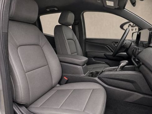 Used 2024 GMC Canyon Elevation w/ Elevation Premium Package RWD image 11
