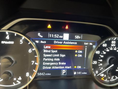 Used 2024 Nissan Murano SL image 18