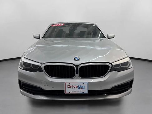 Used 2019 BMW 530i xDrive w/ Convenience Package image 2