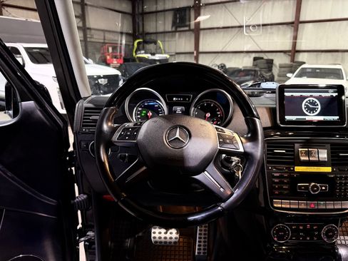 Used 2016 Mercedes-Benz G 550 image 31