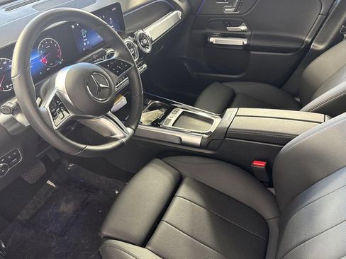 Certified 2025 Mercedes-Benz GLB 250 GLB 250 image 4