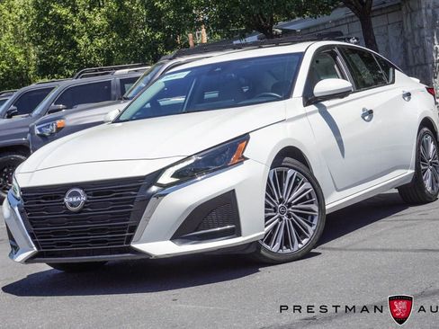 Used 2023 Nissan Altima 2.5 SL AWD/4WD image 16