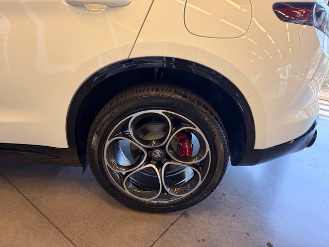New 2026 Alfa Romeo Stelvio Sprint AWD/4WD image 9