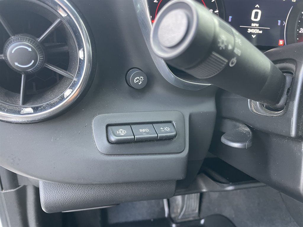 Used 2019 Chevrolet Camaro SS RWD image 27