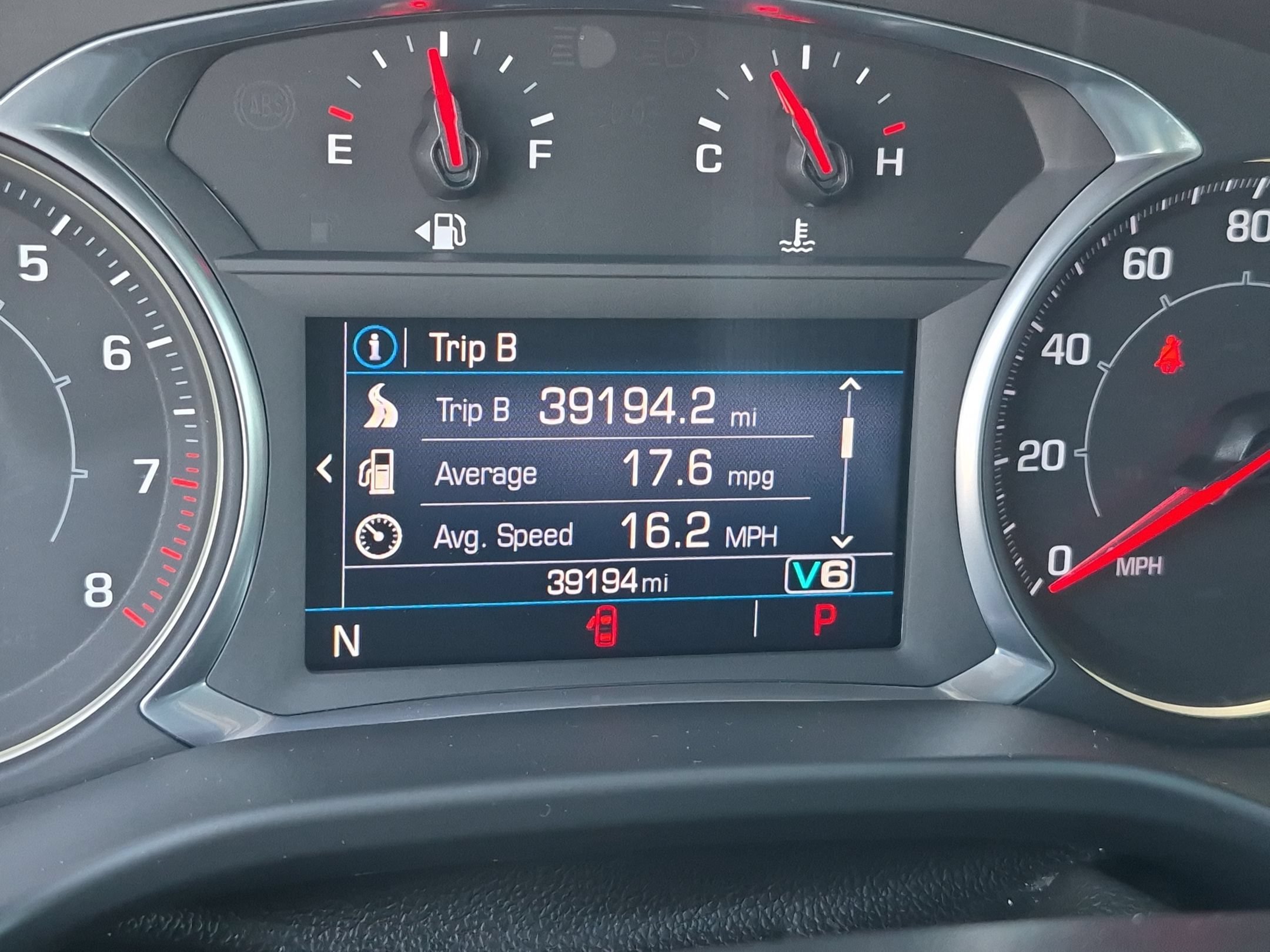 Used 2020 GMC Acadia SLE w/ Driver Convenience Package FWD image 12