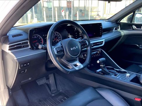 Used 2023 Kia K5 GT-Line image 16