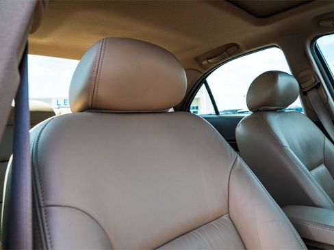 Used 2002 Lincoln LS RWD image 17
