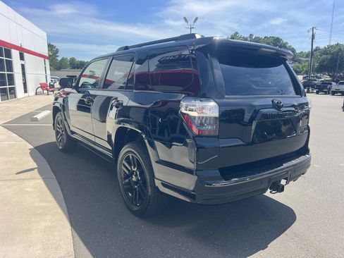 Used 2019 Toyota 4Runner Limited AWD/4WD image 6