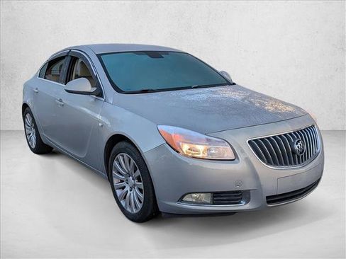 Used 2011 Buick Regal CXL w/ RL3 Preferred Equipment Group image 3