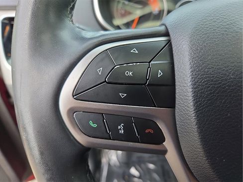 Used 2020 Jeep Cherokee High Altitude image 23