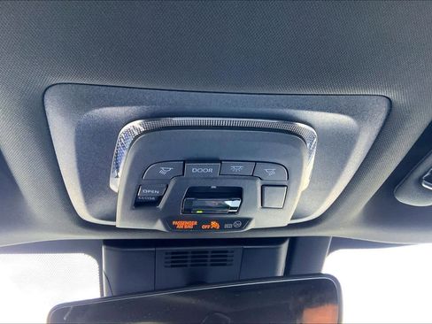 New 2026 Toyota C-HR AWD/4WD image 18