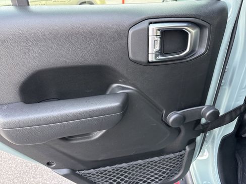 Used 2023 Jeep Wrangler Sport image 14