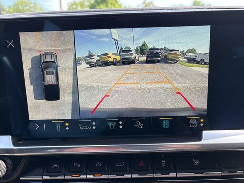 Used 2023 Chevrolet Silverado 1500 RST w/ Convenience Package II AWD/4WD image 23