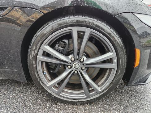Used 2024 Jaguar F-TYPE R AWD/4WD image 7