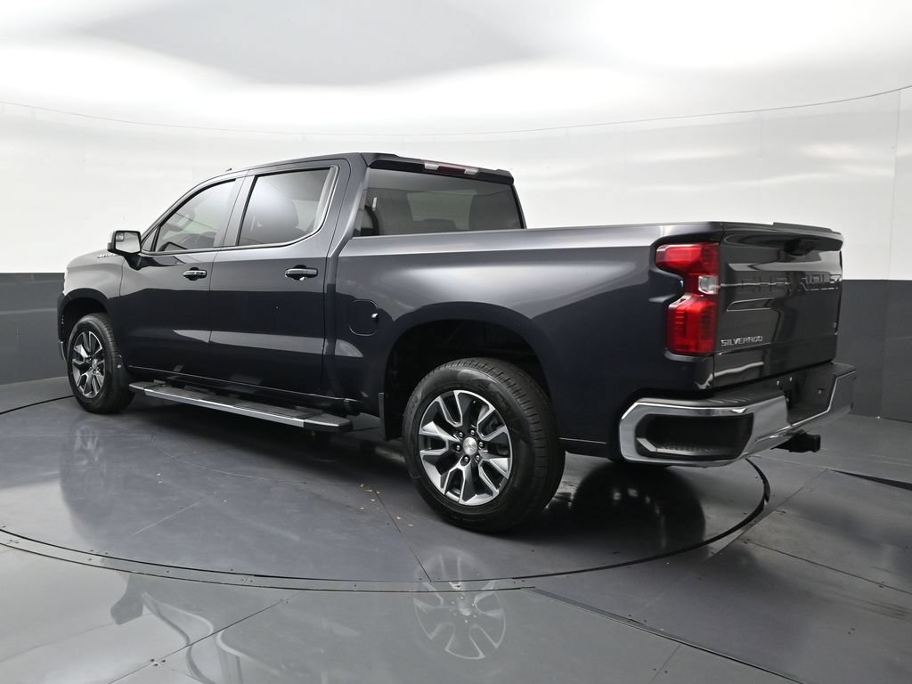 Used 2024 Chevrolet Silverado 1500 LT RWD image 3