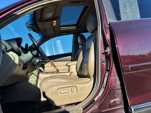 Used 2012 Toyota Highlander Limited image 2