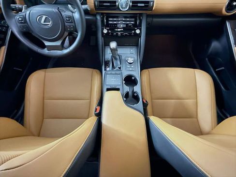 Certified 2025 Lexus IS 300 F Sport image 16