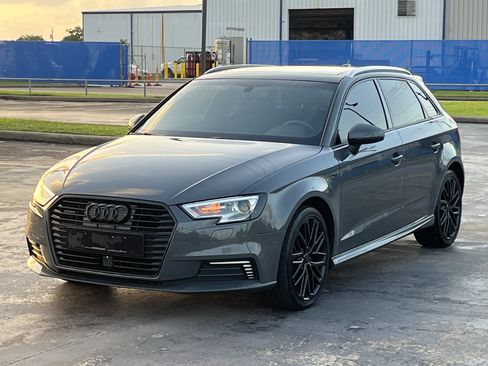 Used 2018 Audi A3 e-tron Premium w/ Sport Package FWD image 5