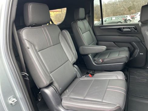 Used 2025 Chevrolet Suburban RST w/ Comfort Package image 46