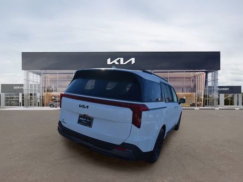 New 2026 Kia Carnival SX Prestige FWD image 4
