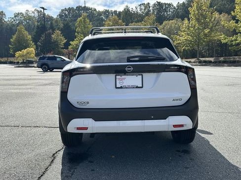 New 2026 Nissan Kicks SV w/ SV Premium Package AWD/4WD image 20