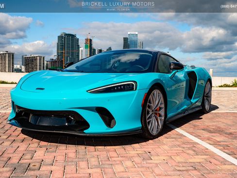 Used 2023 McLaren GT image 3