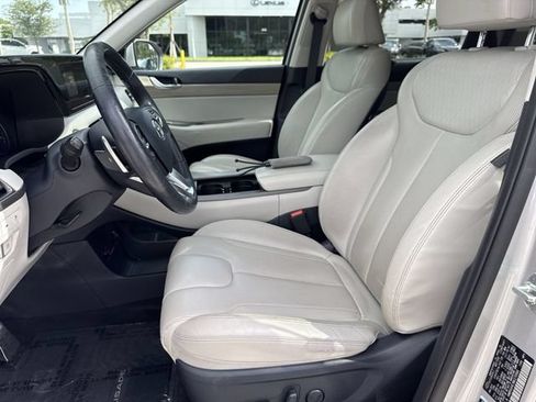 Used 2021 Hyundai Palisade SEL w/ Premium Package FWD image 11