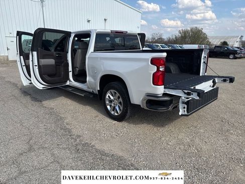 Used 2022 Chevrolet Silverado 1500 LTZ w/ LTZ Premium Package image 31