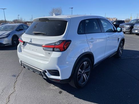 Used 2021 Mitsubishi Outlander Sport SE image 9