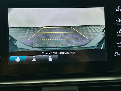 Used 2018 Honda Accord Sport image 21